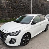 Peugeot 208 allestimento Allure 100cv benzina
