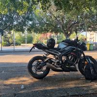 Triumph Street triple 765R 2024