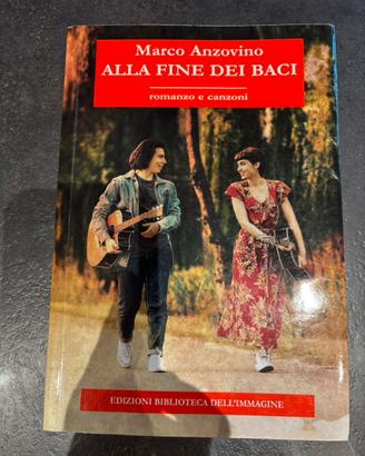 Libro romanzo