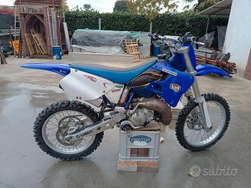 Yamaha YZ 125 - 2001