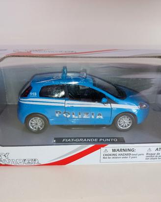 Fiat Grande Punto 1/24 Newray Polizia Auto 