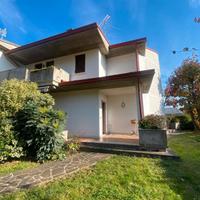 Botticino Sera - Ampia Villa di Testa-