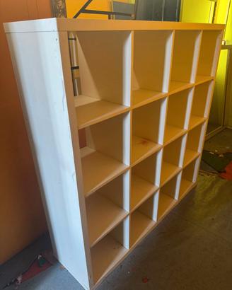 Libreria IKEA KALLAX bianca - 16 scomparti 147x147