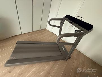 Tapis Roulant Technogym MyRun – Pari al Nuovo