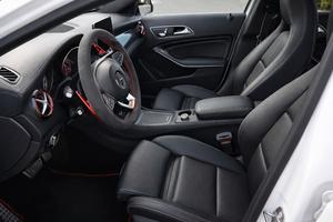 Mercedes GLA 200 Premium Night Edition Allest. AMG