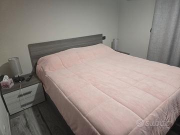 Letto contenitore con 2 comodini 