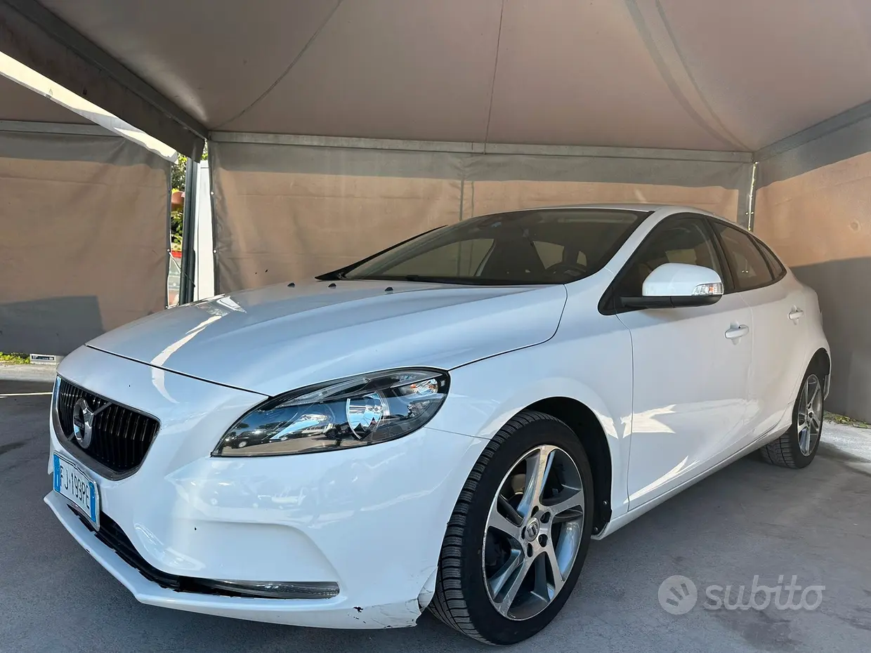 Volvo V40 (2012-2020)