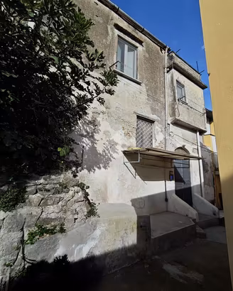 3 LOCALI A CASOLA DI NAPOLI