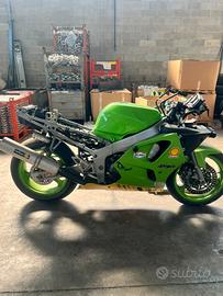 Kawasaki zx6r '95 RADIATA