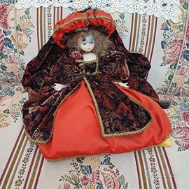 bambola in porcellana da collezione 