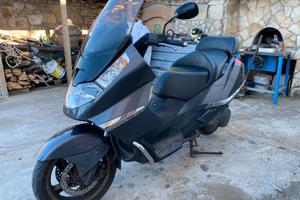 Aprilia atlantic 500