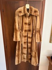 Pelliccia di visone rasato golden