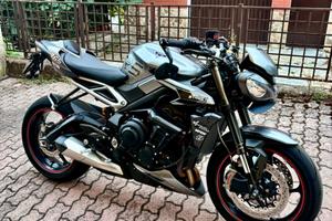 Triumph Street triple 765rs