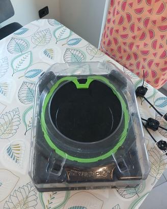 beyblade x arena con  trottole