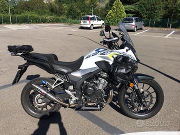 Honda CB500X accessoriata, Novembre 2019.