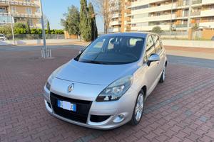 Renault Scenic X-Mod 1.5 dCi Luxe Euro5