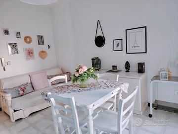 Bilocale luminoso - Via dei Mille (Zona Ospedali)