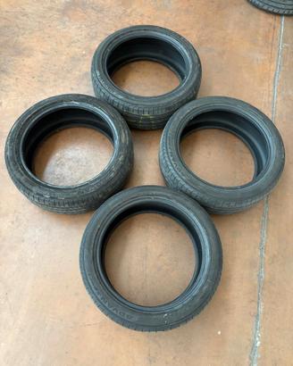 Gomme YOKOHAMA 225 45 R18 95Y