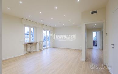 AMPIO QUADRILOCALE RISTRUTTURATO CON DOPPI SERVIZI