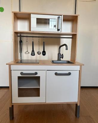 Cucina gioco Ikea in legno
