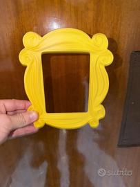 Cornice Spioncino Friends