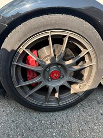 Cerchi oz ultra leggeri per abarth