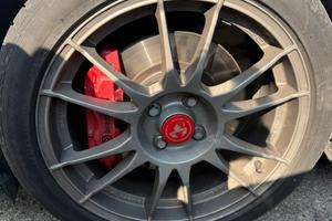Cerchi oz ultra leggeri per abarth