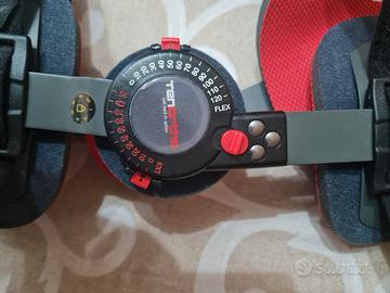 Tutore ortopedico ginocchio articolato regolabile