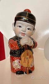 Bambolotto cinese dipinto a mano