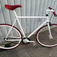 Bici scatto fisso