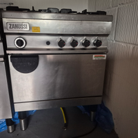 Cucina 4 fuochi zanussi