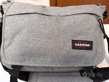 Borsa tracolla Eastpack grigia