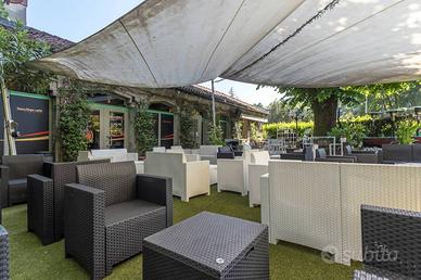 Attività / Licenza di 190 m² con 3 locali a Trezzo