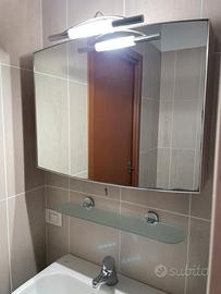 Specchio contenitore bagno