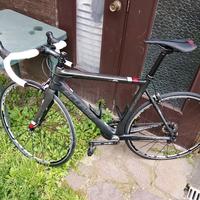 Bici da corsa in carbonio 