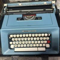 MACCHINA DA SCRIVERE OLIVETTI