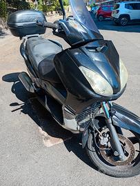 xmax 250 del 2007