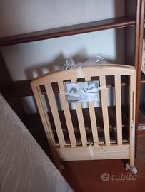 Lettino per bambini nuovo