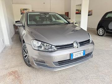 Volkswagen Golf 1.6 TDI 110 CV 5p. Highline BlueMo
