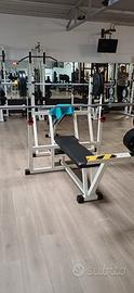 vend panca piana professionale techogym
