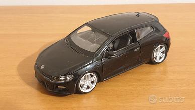 Modellino VOLKSWAGEN SCIROCCO R Burago 1:24