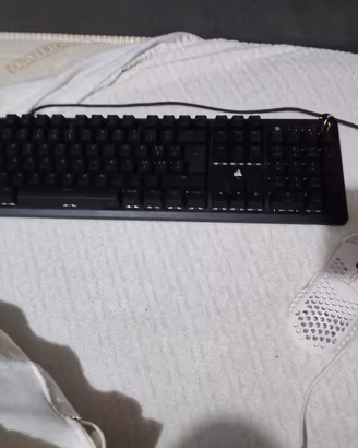 Tastiera K70 Corsair (Red switch) + mouse Gxtrust