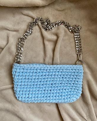 Borsa a spalla handmade crochet azzurra