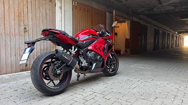 Cbr 650r A2