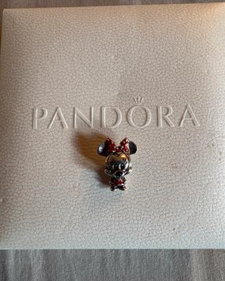 Pandora charm minnie Disney