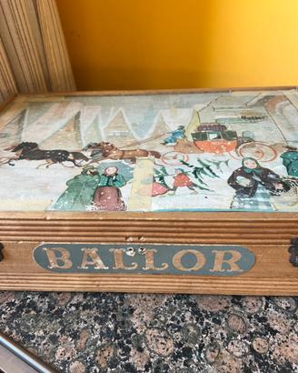 Scatola Vintage in Legno BALLOR