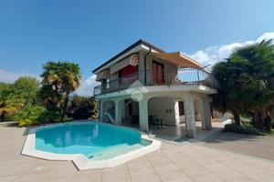 VILLA SINGOLA A ROLETTO