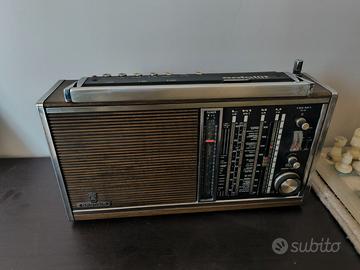 Radio Grundig Satellit Transistor 6000