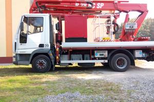 Piattaforma aerea benelli ML28 su iveco 100e18
