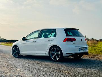 Volkswagen Golf VII 1.6 TDI (2014)